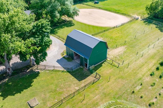 10465 N 32nd Street, Richland, MI 49083