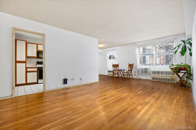 84-29 155th Avenue 2B, Howard Beach, NY 11414