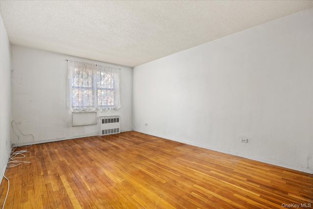84-29 155th Avenue 2B, Howard Beach, NY 11414