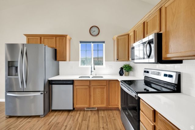 3121 W DAVENCOURT LOOP, Lehi, UT 84043
