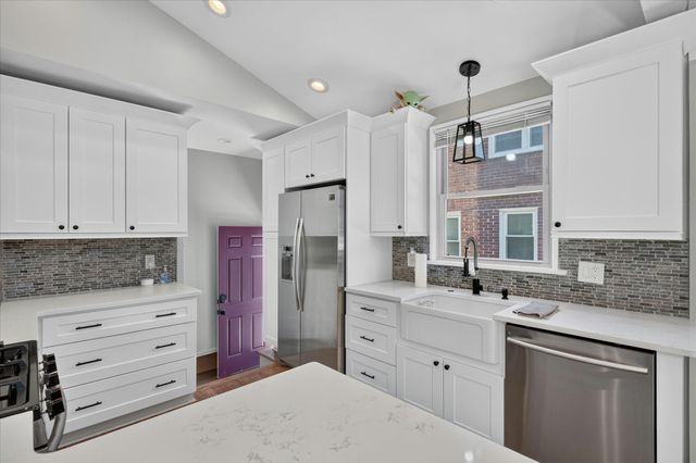 6796 Norwood Avenue, Allen Park, MI 48101