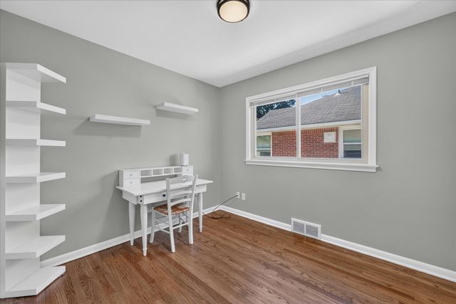 6796 Norwood Avenue, Allen Park, MI 48101