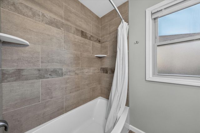 6796 Norwood Avenue, Allen Park, MI 48101