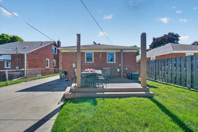 6796 Norwood Avenue, Allen Park, MI 48101
