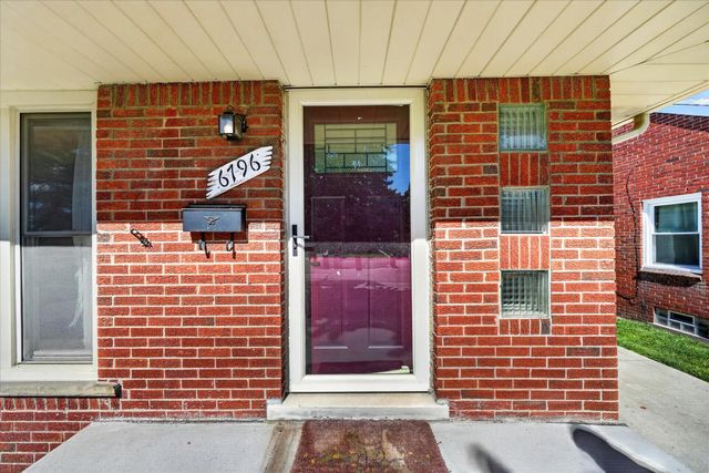 6796 Norwood Avenue, Allen Park, MI 48101