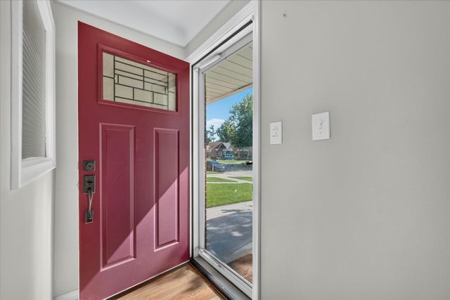 6796 Norwood Avenue, Allen Park, MI 48101