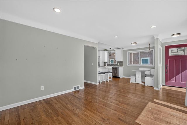 6796 Norwood Avenue, Allen Park, MI 48101