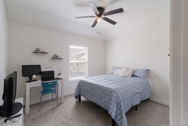 6658 Bowie, Schertz, TX 78108