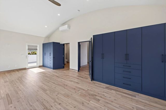 6706 Avenida Mañana St, La Jolla, CA 92037