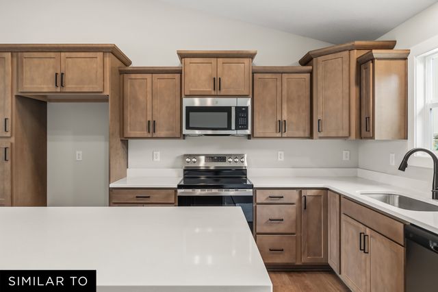 1003 Shady Lane Drive, Norwalk, IA 50211
