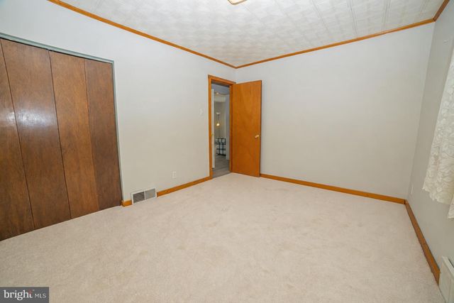 2213 PERSHING AVE, Morton, PA 19070