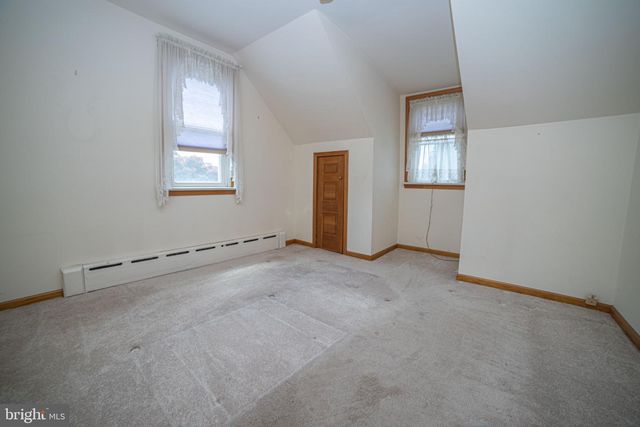2213 PERSHING AVE, Morton, PA 19070