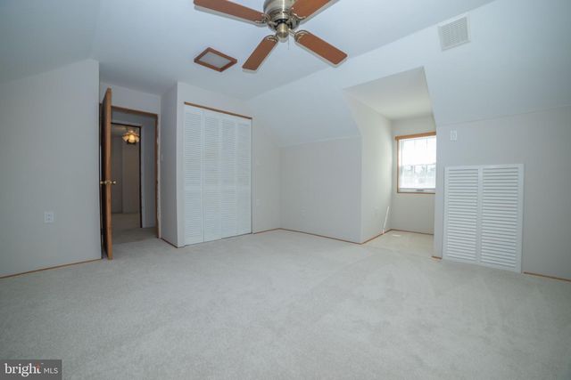 2213 PERSHING AVE, Morton, PA 19070