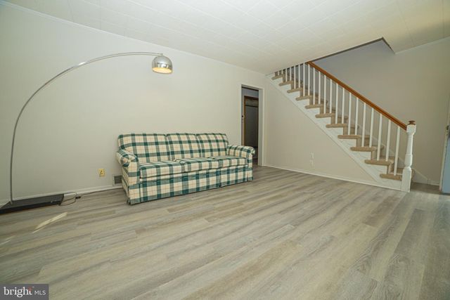 2213 PERSHING AVE, Morton, PA 19070