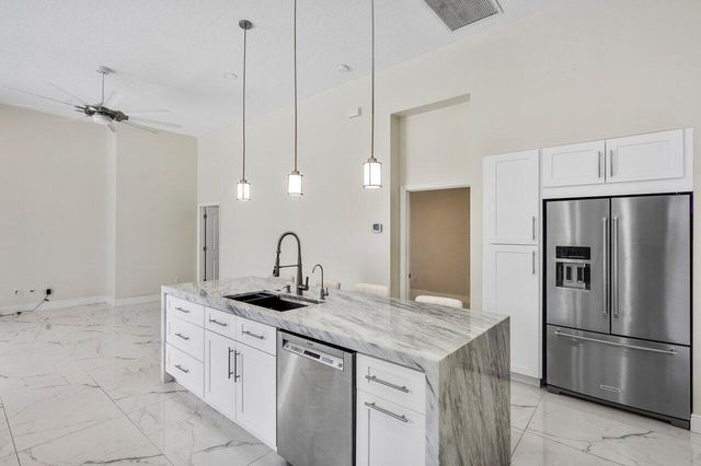 50 Lake Eden Drive, Boynton Beach, FL 33435