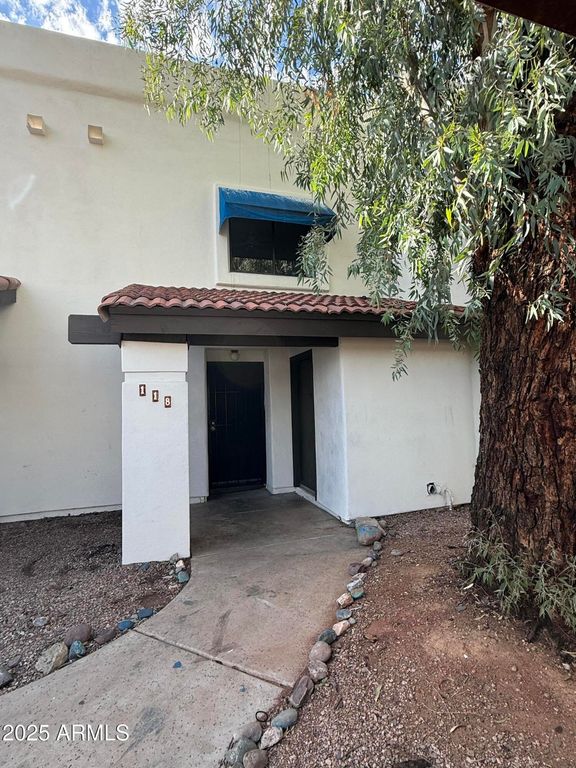 2201 W Union Hills Drive 118, Phoenix, AZ 85027