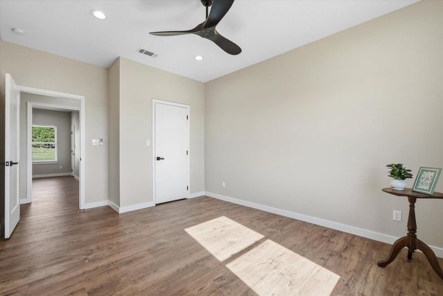 254 Vz County Road 4512, Ben Wheeler, TX 75754