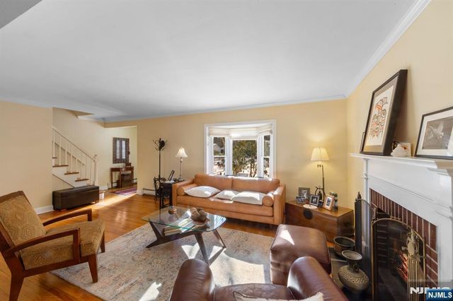 53 Downey Drive, Tenafly, NJ 07670