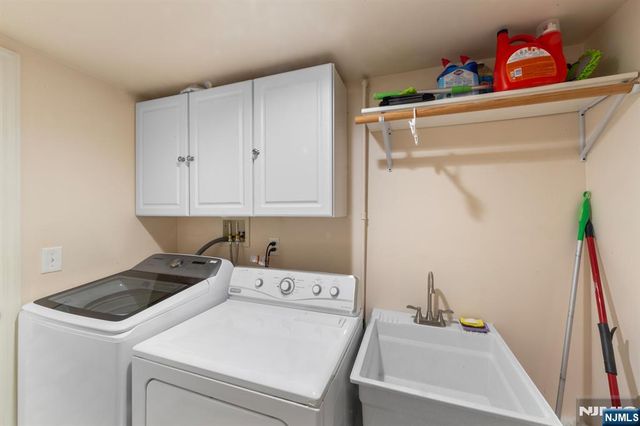 53 Downey Drive, Tenafly, NJ 07670