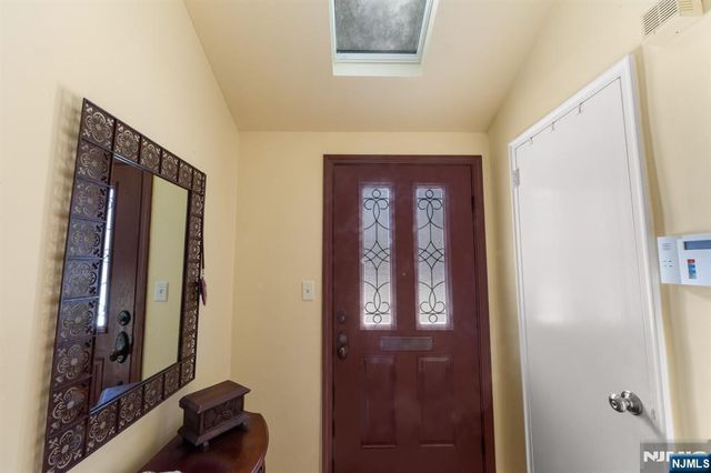 53 Downey Drive, Tenafly, NJ 07670