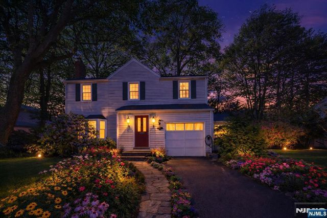 53 Downey Drive, Tenafly, NJ 07670