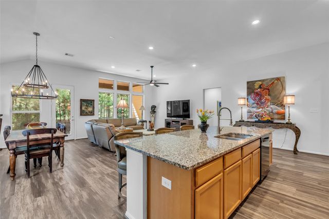 2012 Elkington Circle, Conroe, TX 77304