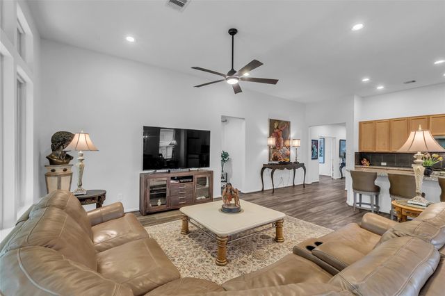 2012 Elkington Circle, Conroe, TX 77304