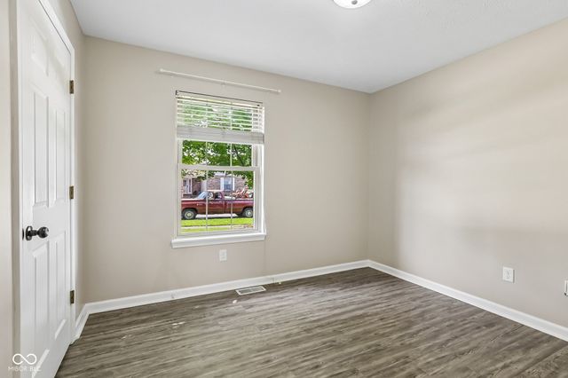 56 Clear Spring Lane, Trafalgar, IN 46181