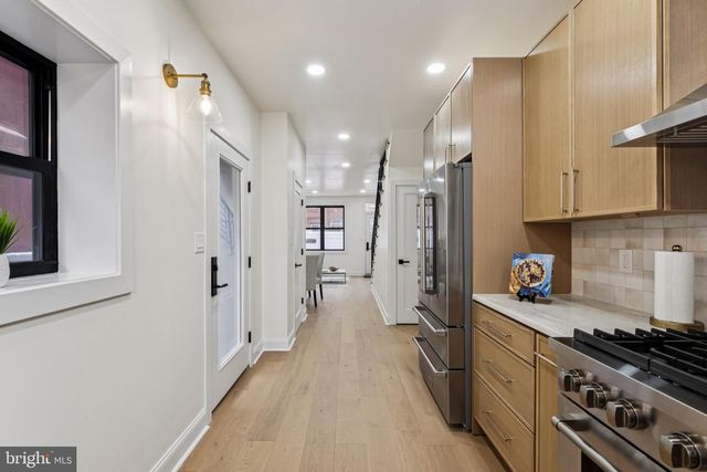 1031 ELLSWORTH, Philadelphia, PA 19147