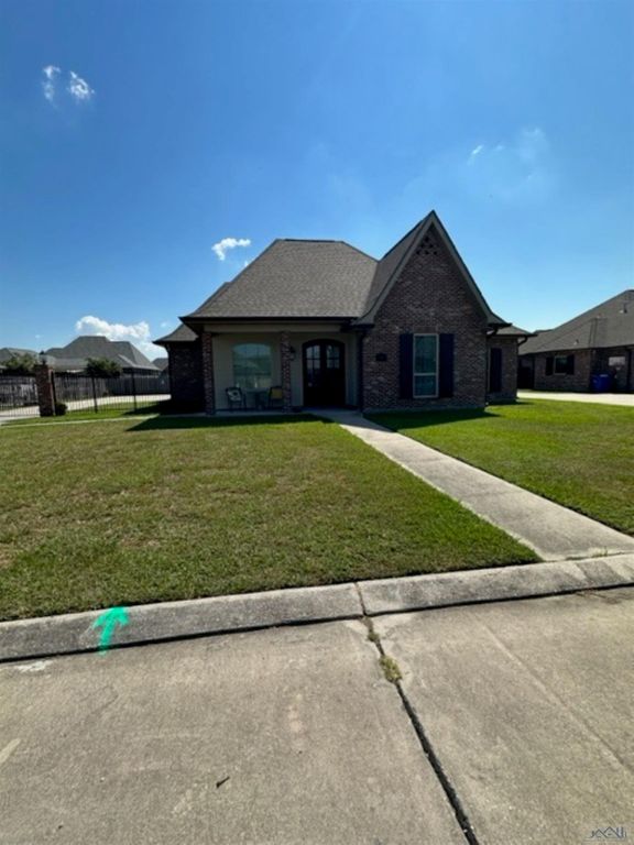 164 Union St, Thibodaux, LA 70301