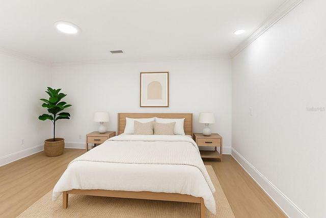 445 33RD AVENUE N, St Petersburg, FL 33704