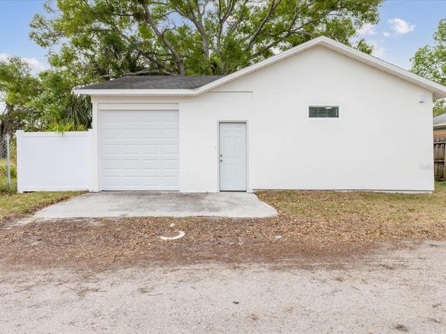 445 33RD AVENUE N, St Petersburg, FL 33704