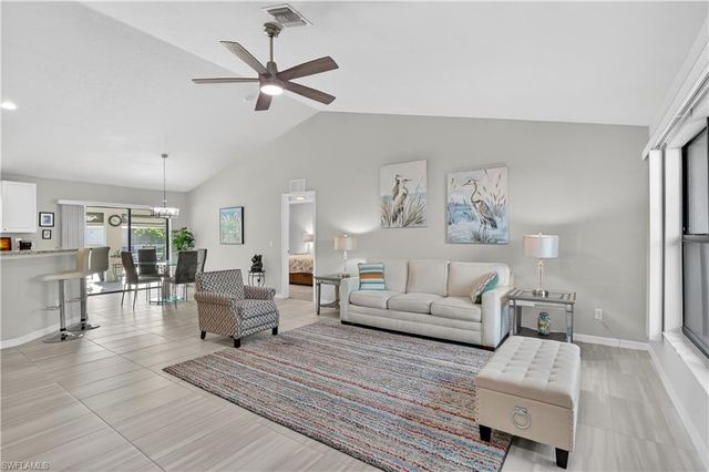 2223 4th CT, Cape Coral, FL 33991