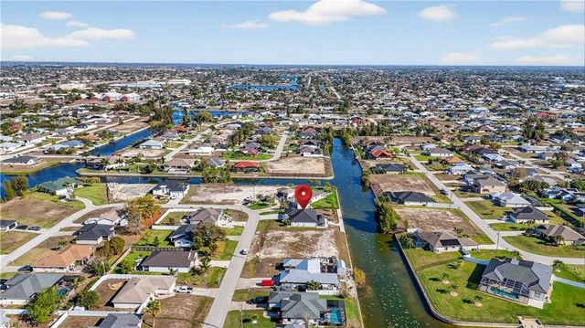2223 4th CT, Cape Coral, FL 33991