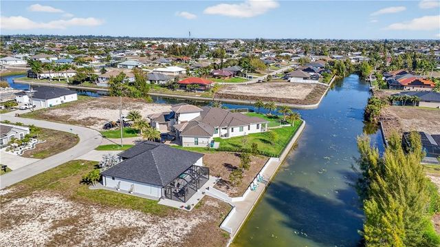 2223 4th CT, Cape Coral, FL 33991