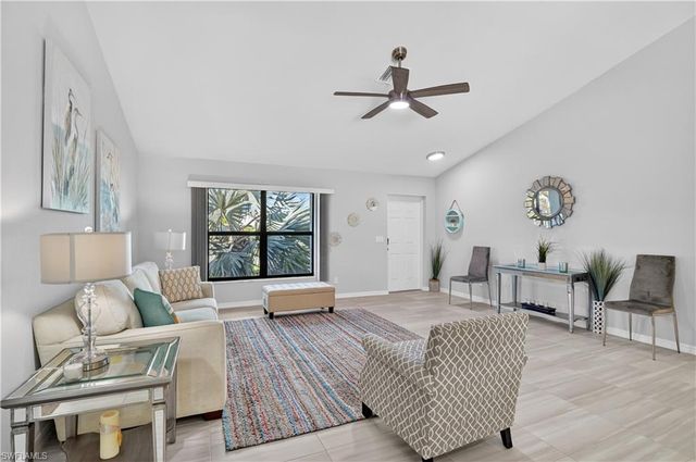 2223 4th CT, Cape Coral, FL 33991