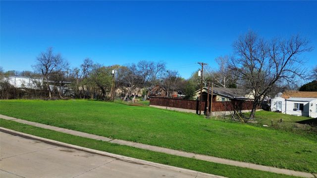 810 Hopkins Street, Garland, TX 75040