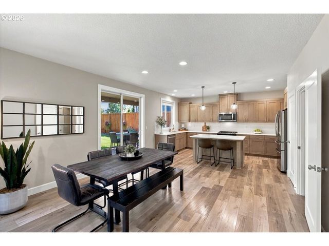 1736 N SWEETGUM St, Canby, OR 97013