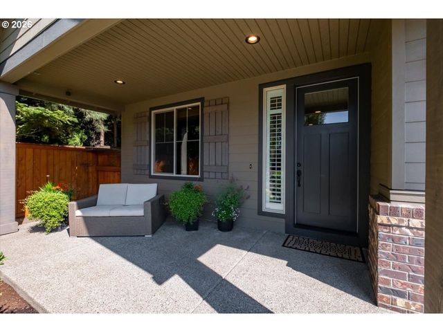 1736 N SWEETGUM St, Canby, OR 97013