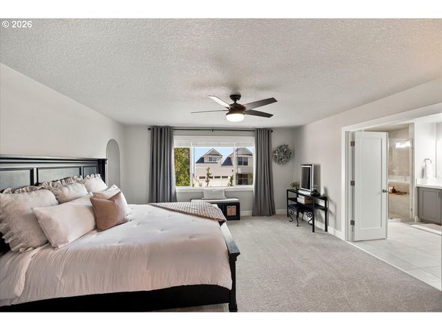 1736 N SWEETGUM St, Canby, OR 97013