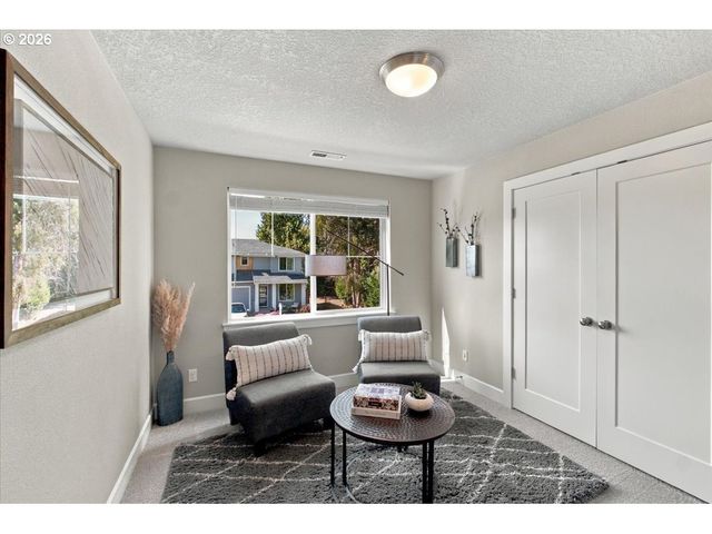 1736 N SWEETGUM St, Canby, OR 97013