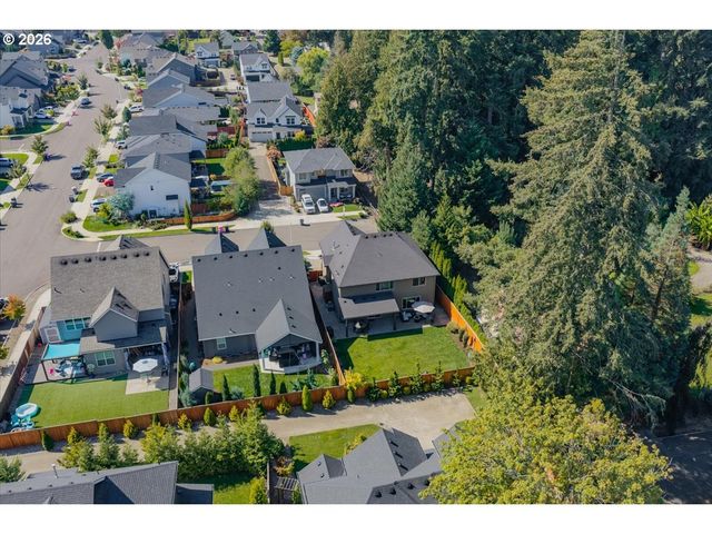 1736 N SWEETGUM St, Canby, OR 97013