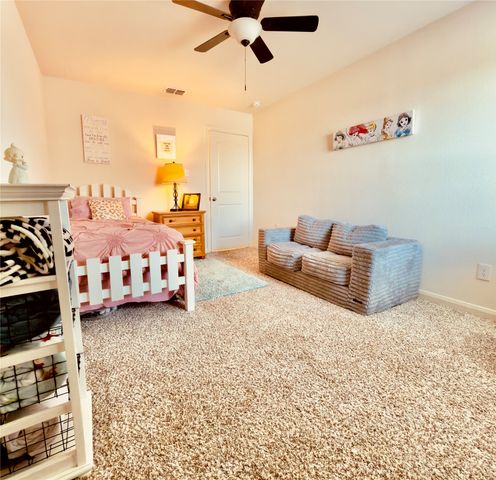 196 Cattlemans Creek Road W, Newark, TX 76071