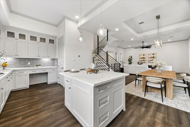 1012 Robin Street, Houston, TX 77019