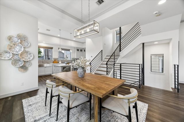 1012 Robin Street, Houston, TX 77019