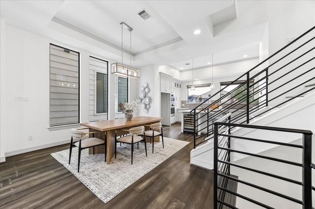 1012 Robin Street, Houston, TX 77019