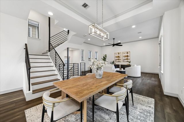 1012 Robin Street, Houston, TX 77019