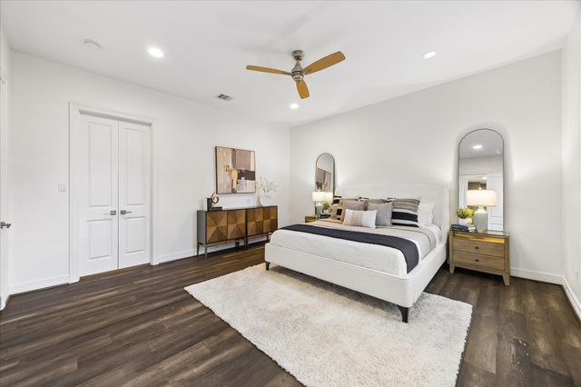 1012 Robin Street, Houston, TX 77019