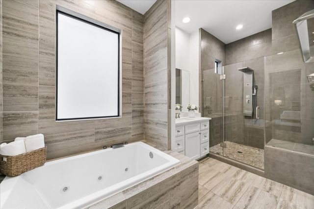 1012 Robin Street, Houston, TX 77019