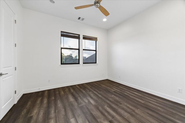 1012 Robin Street, Houston, TX 77019